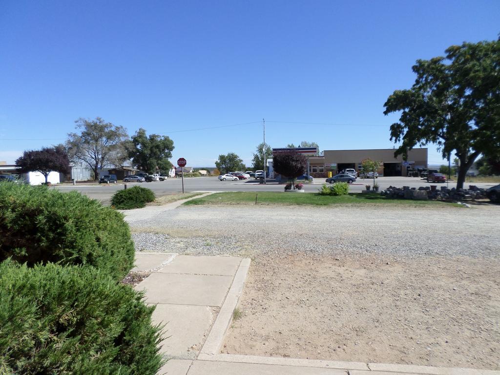 Cliff Palace Motel Blanding Exterior photo